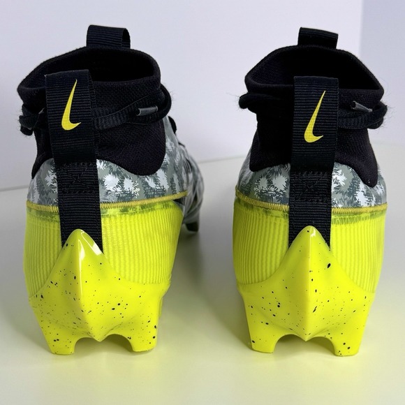 Nike Vapor Edge Pro 360 2‎ Volt/Black Football Cleats Mens Size 7.5 (FB8443-703) - Picture 4 of 7